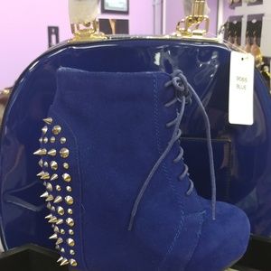 Purse and shoes together package